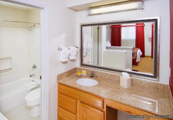 Value Suites Extended Stay - St Louis 메릴랜드하이츠 외부 사진