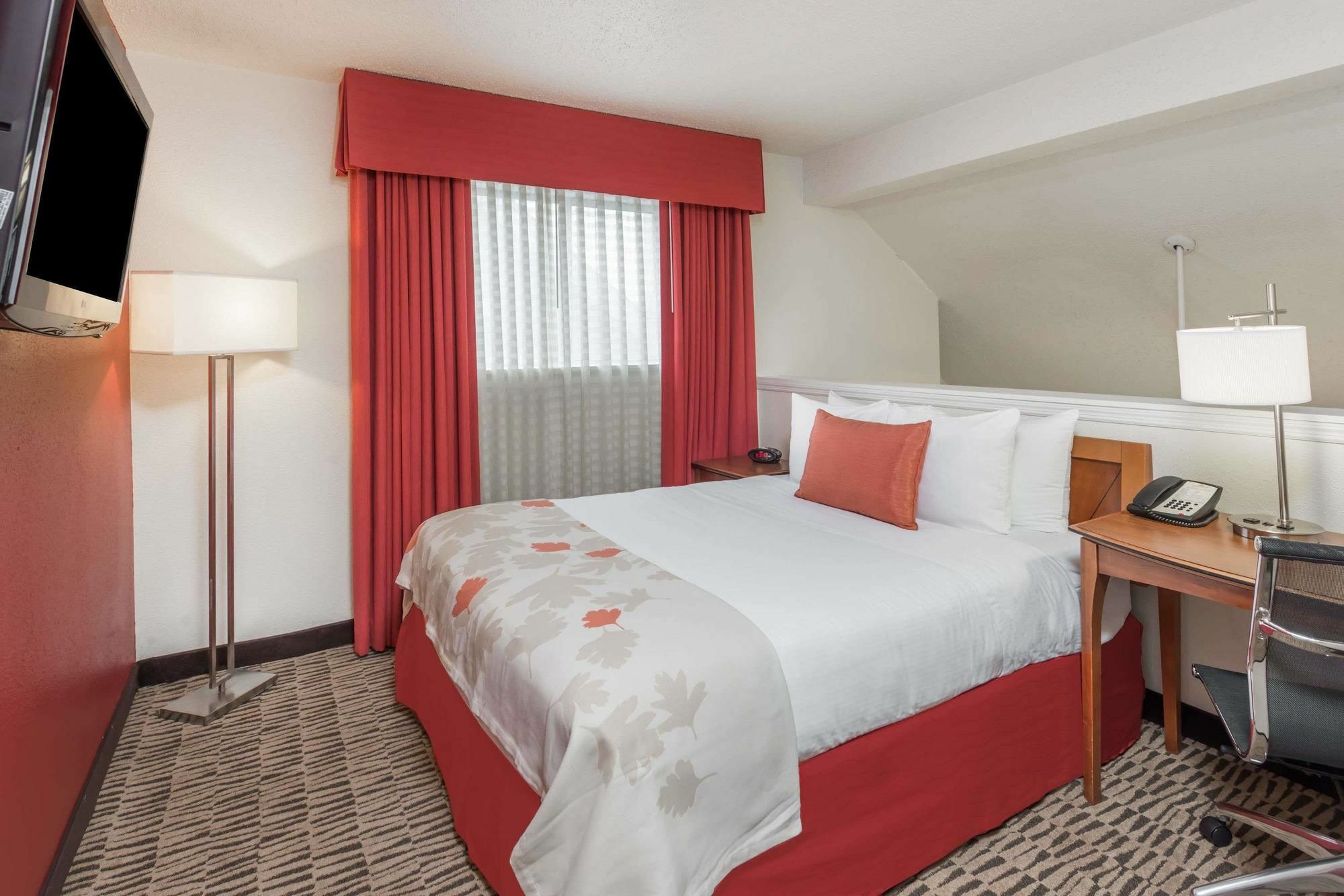 Value Suites Extended Stay - St Louis 메릴랜드하이츠 외부 사진